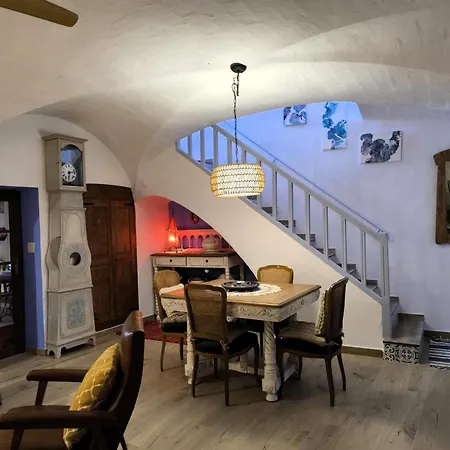 Apartment Ca La Lidia Garriguella